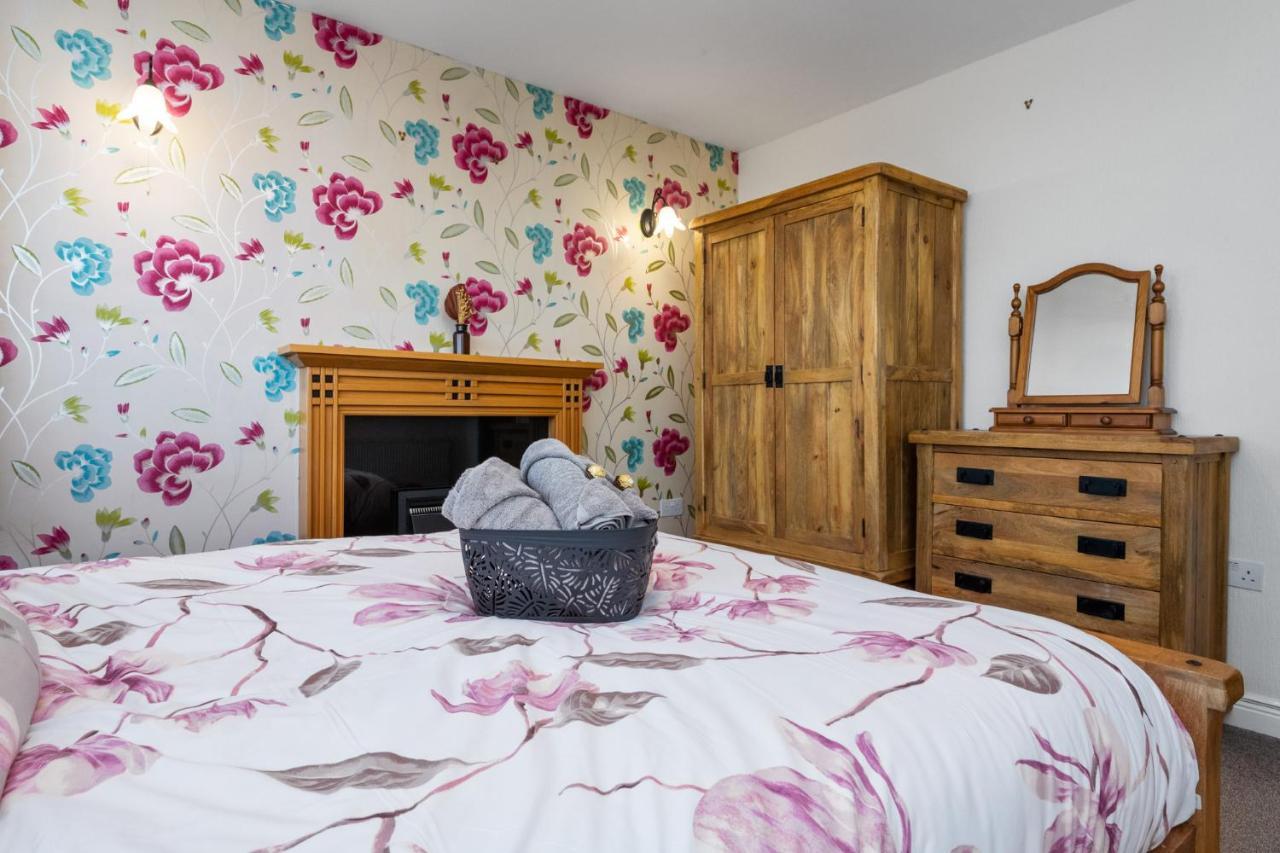 Comfy Cumbrian Stay Distington Bagian luar foto